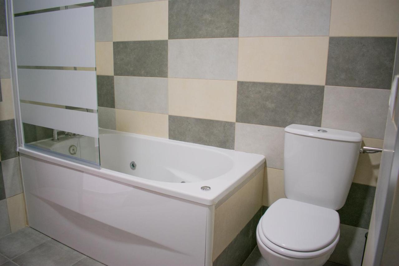 La Codosera Apartamentos Cerezo מראה חיצוני תמונה
