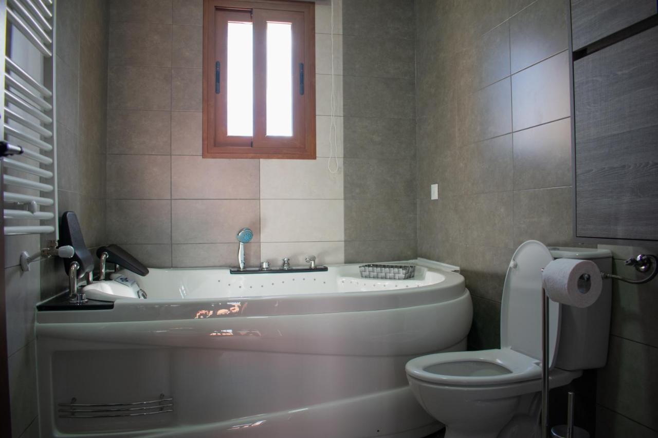 La Codosera Apartamentos Cerezo מראה חיצוני תמונה